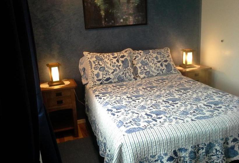 Arbour Cottage B & B | Courtenay | British Columbia | Canada 12