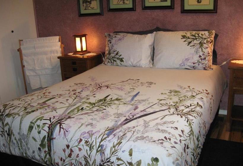 Arbour Cottage B & B | Courtenay | British Columbia | Canada 7