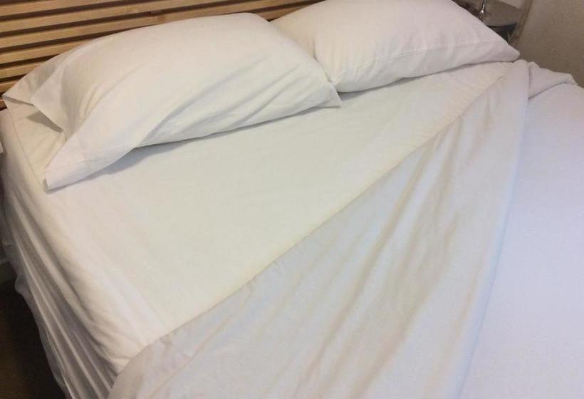 Bed and Breakfast Riverbend Guest House | Saskatoon | Saskatchewan | Canada 2