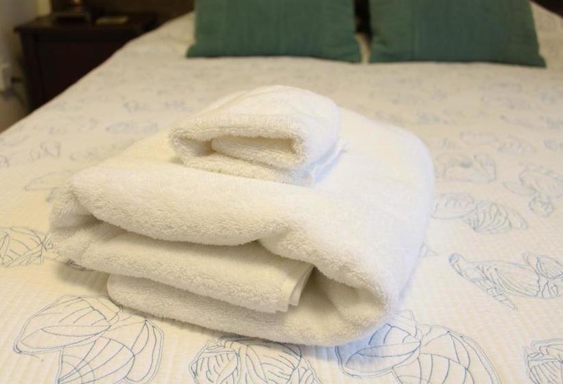 Bed and Breakfast Riverbend Guest House | Saskatoon | Saskatchewan | Canada 3