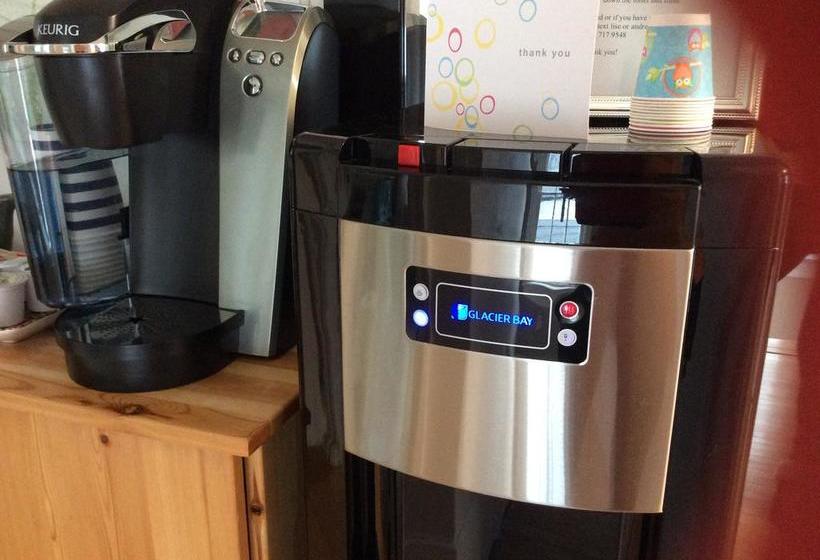 Bed and Breakfast Riverbend Guest House | Saskatoon | Saskatchewan | Canada 6