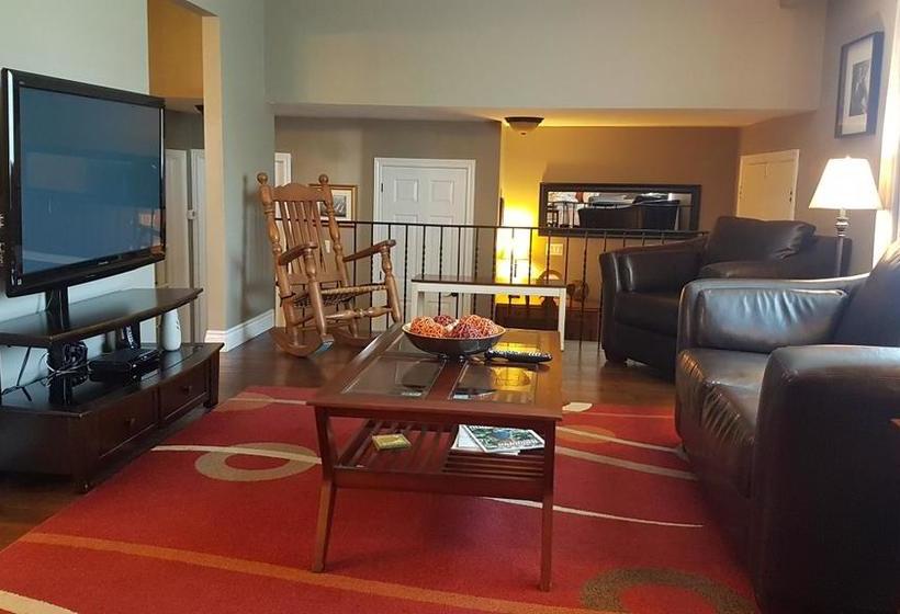 Christine S Bed And Breakfast | St. Catharines | Ontario | Canada 6