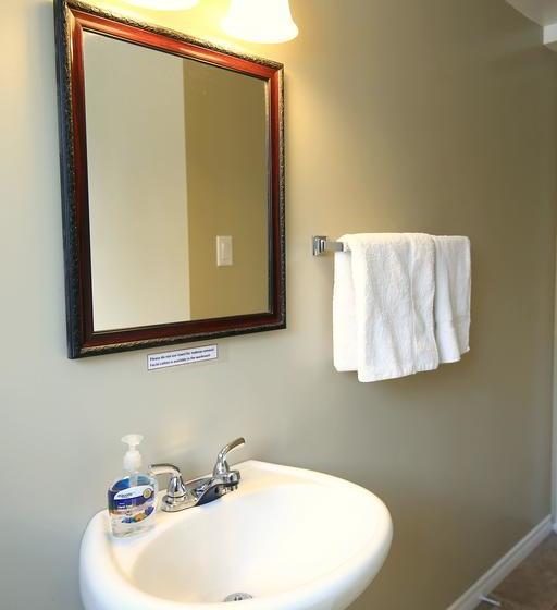 Jenny S B&b | Yellowknife | Northwest Territories | Canada 17