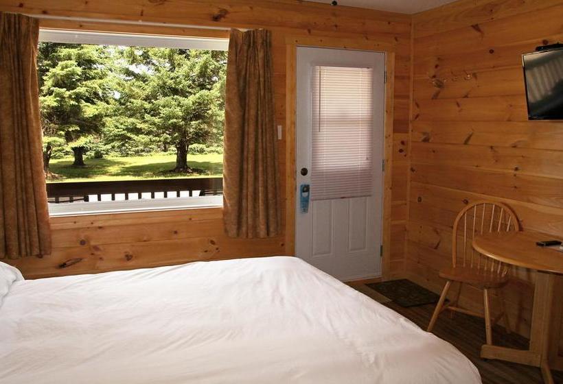 Motel 149 | Mont Tremblant | Quebec | Canada 9