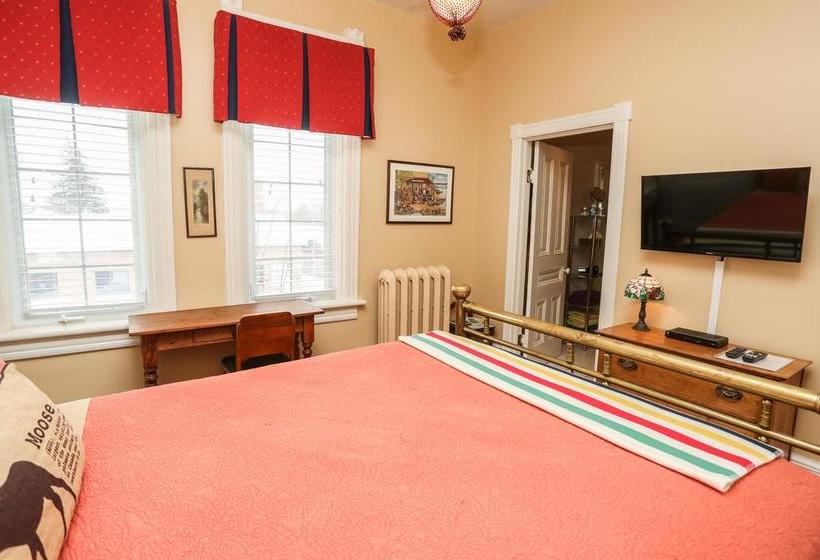 Danby House Bed And Breakfast | Markdale | Ontario | Canada 10