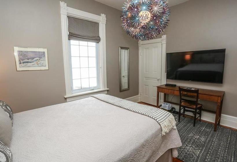 Danby House Bed And Breakfast | Markdale | Ontario | Canada 14