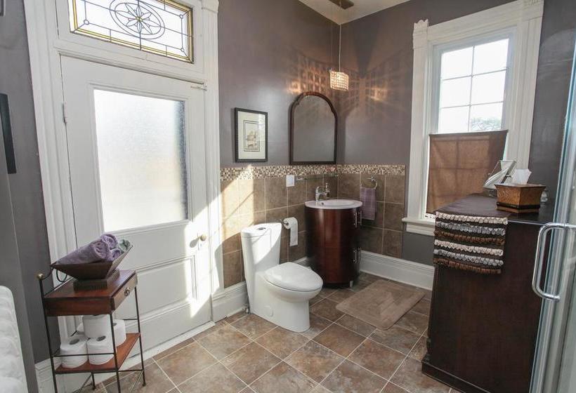 Danby House Bed And Breakfast | Markdale | Ontario | Canada 4