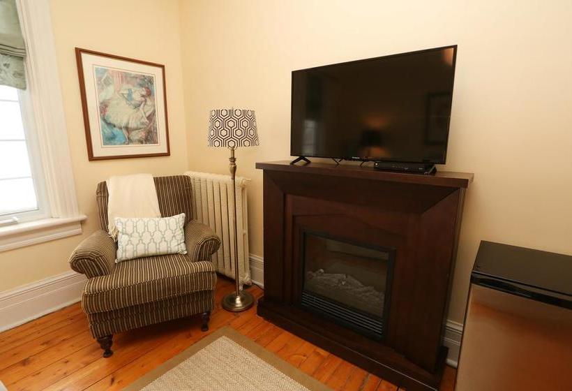 Danby House Bed And Breakfast | Markdale | Ontario | Canada 8