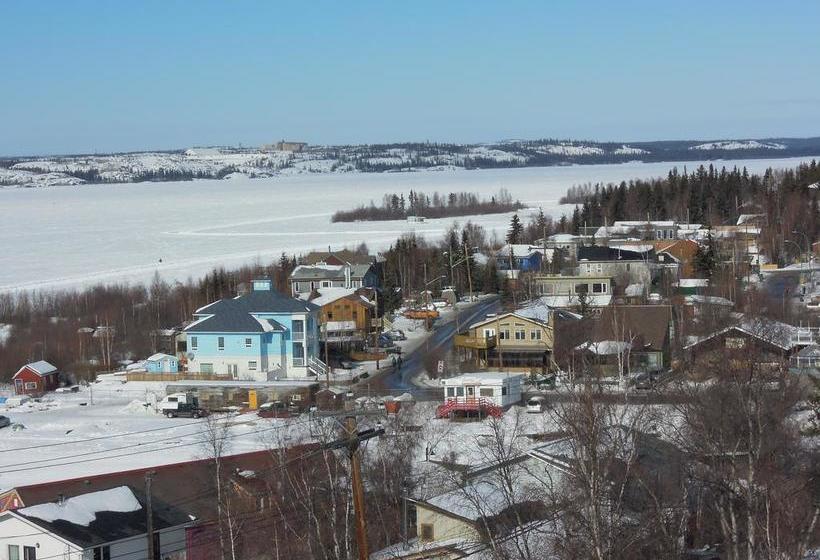 Sunshine B&b In Old Town | Yellowknife | Northwest Territories | Canada 17