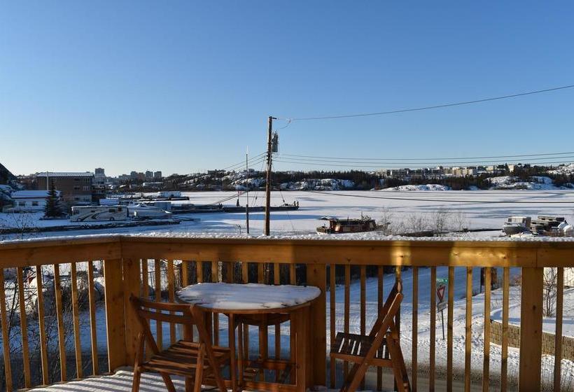 Sunshine B&b In Old Town | Yellowknife | Northwest Territories | Canada 20