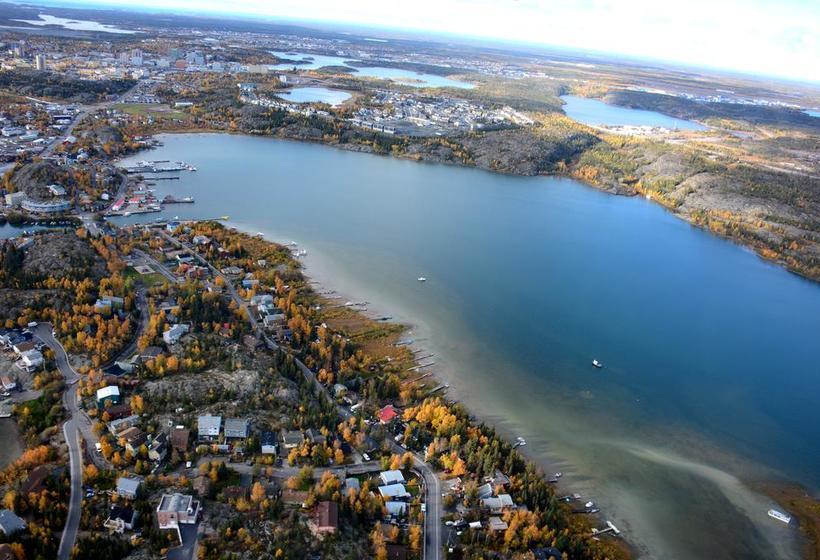 Sunshine B&b In Old Town | Yellowknife | Northwest Territories | Canada 4