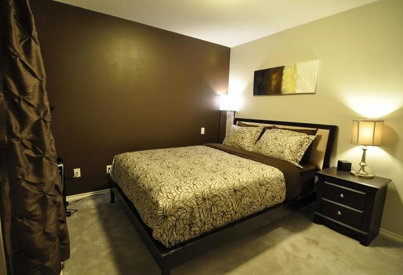 Cornerstone Bed And Breakfast | Revelstoke | British Columbia | Canada 13