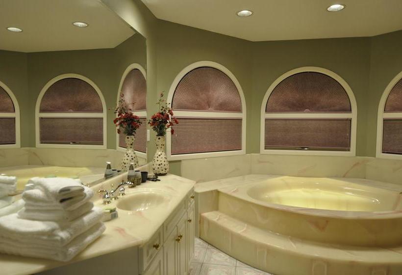 Cornerstone Bed And Breakfast | Revelstoke | British Columbia | Canada 8