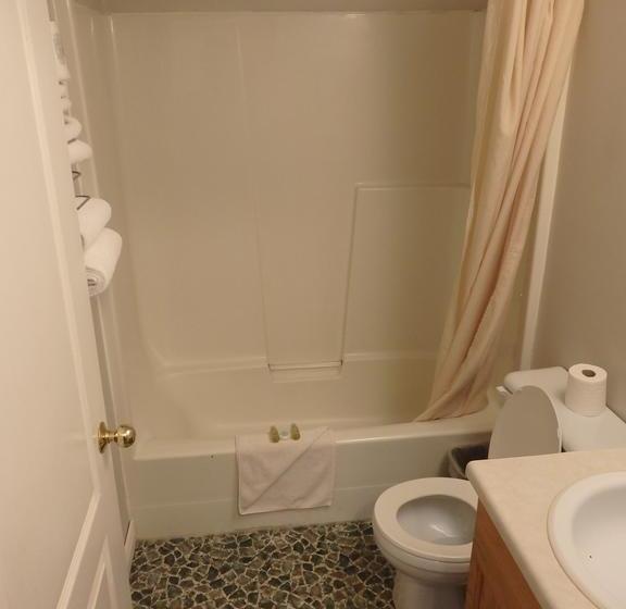 Motel Mumfords Lodging | Terrace | British Columbia | Canada 9