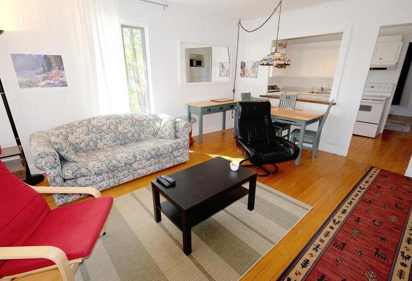 Le Petit Hotel Charlevoix | La Malbaie | Quebec | Canada 15