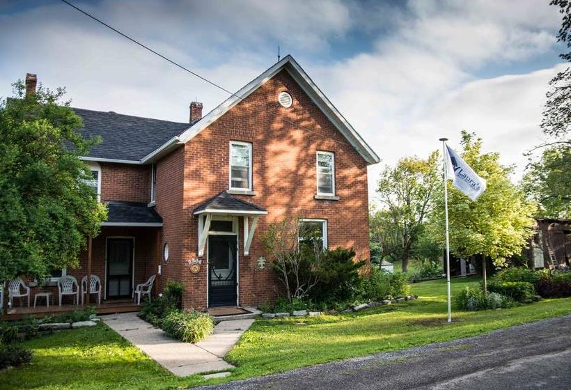 Laura S Bed & Breakfast Kingston Ontario