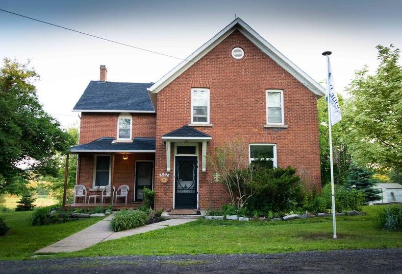 Laura S Bed & Breakfast | Kingston | Ontario | Canada 15