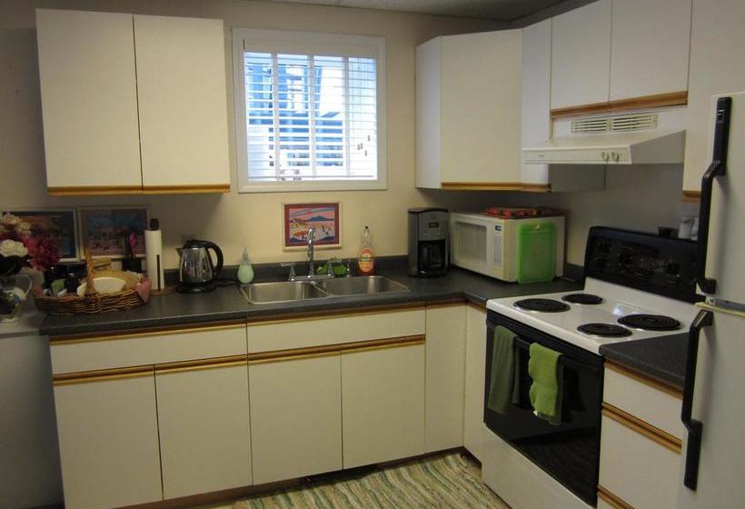 Casey S Bed & Breakfast | Whitehorse | Yukon Territory | Canada 10