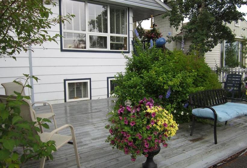 Casey S Bed & Breakfast | Whitehorse | Yukon Territory | Canada 16