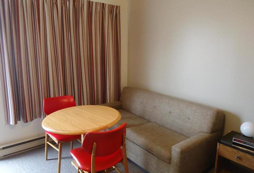 Hôtelmotel Le Pharillon | Cap des Rosiers | Quebec | Canada 13