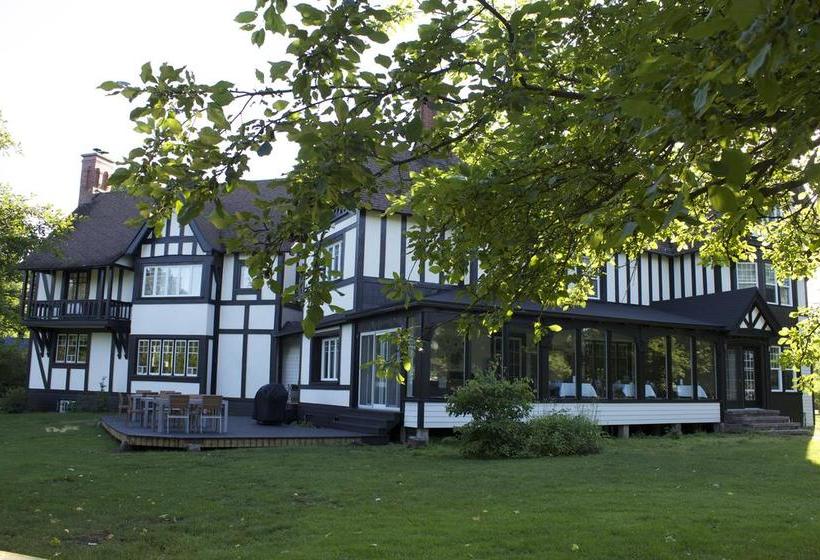 Bed and Breakfast Manoir Breakey | Levis | Quebec | Canada 1