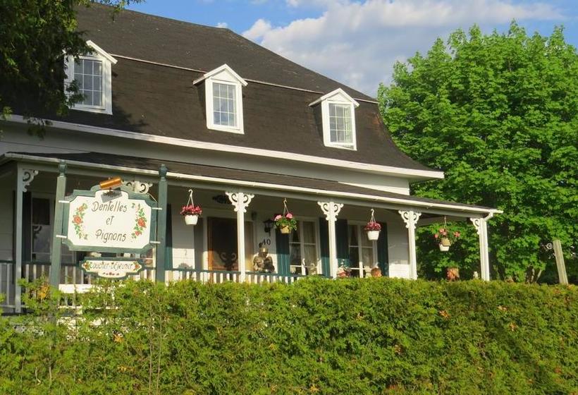 Bed and Breakfast Gite Dentelles Et Pignons | La Malbaie | Quebec | Canada 13