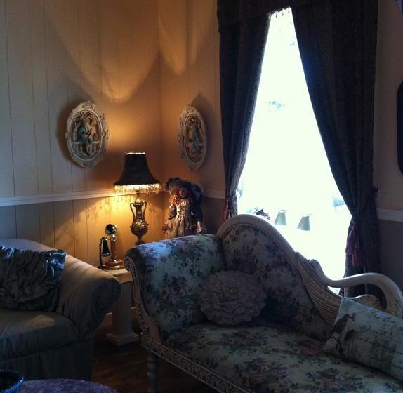 Bed and Breakfast Gite Dentelles Et Pignons | La Malbaie | Quebec | Canada 16