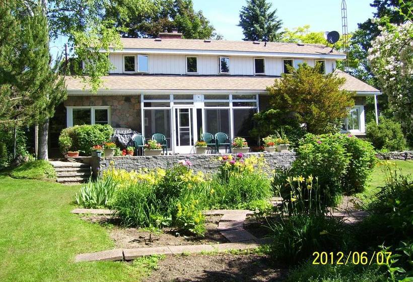 Burken B&b | Brighton | Ontario | Canada 16