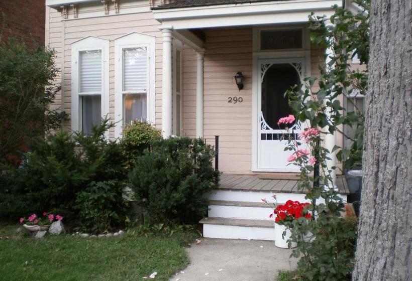 Bed and Breakfast Elizabeth S Rose Cottage