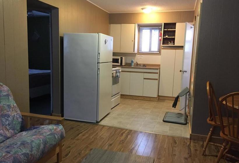 Rossland Motel | Rossland | British Columbia | Canada 5