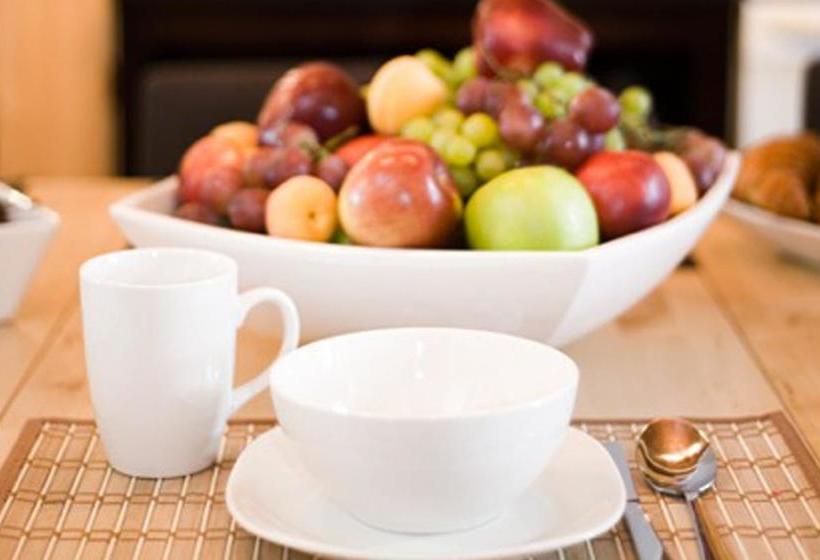 Bed And Breakfast Du Village  Bbv | Montreal | Quebec | Canada 11