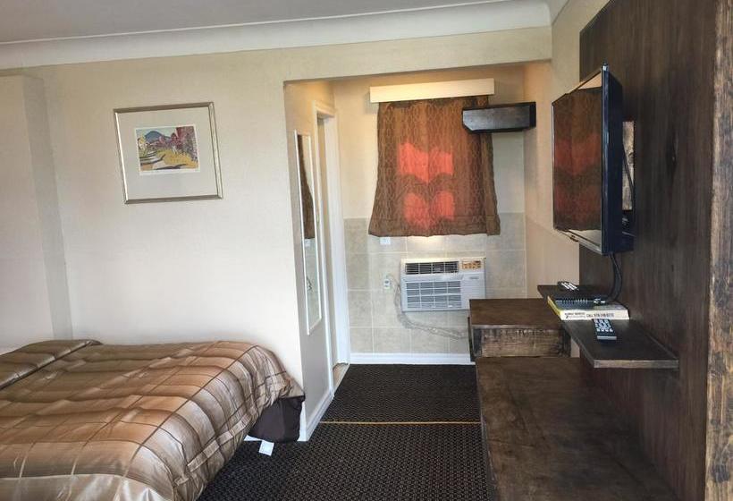 Mayflower Motel | Kitchener | Ontario | Canada 1