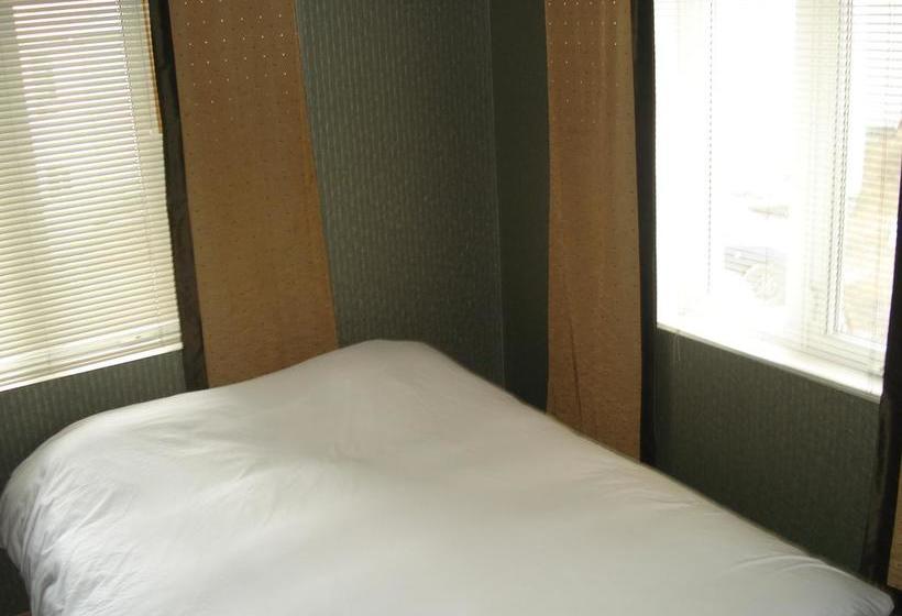 Hostel Les Dortoirs De L Espace Globetrotter | Rimouski | Quebec | Canada 13