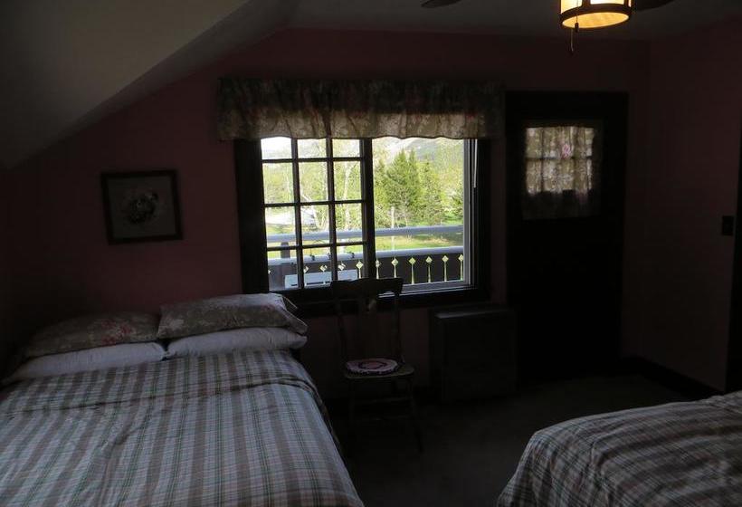 Bed and Breakfast Northland Lodge | Waterton Park | Alberta | Canada 10