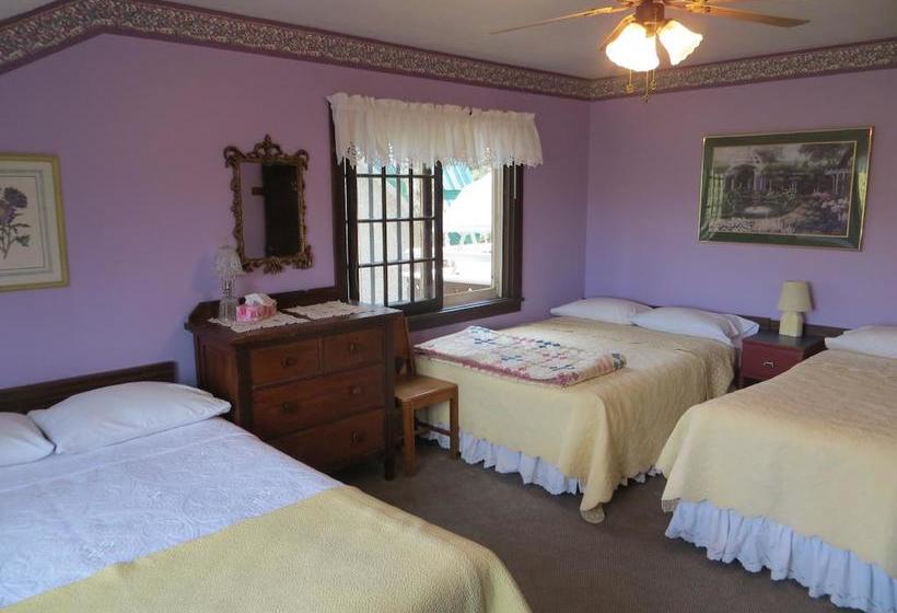 Bed and Breakfast Northland Lodge | Waterton Park | Alberta | Canada 7