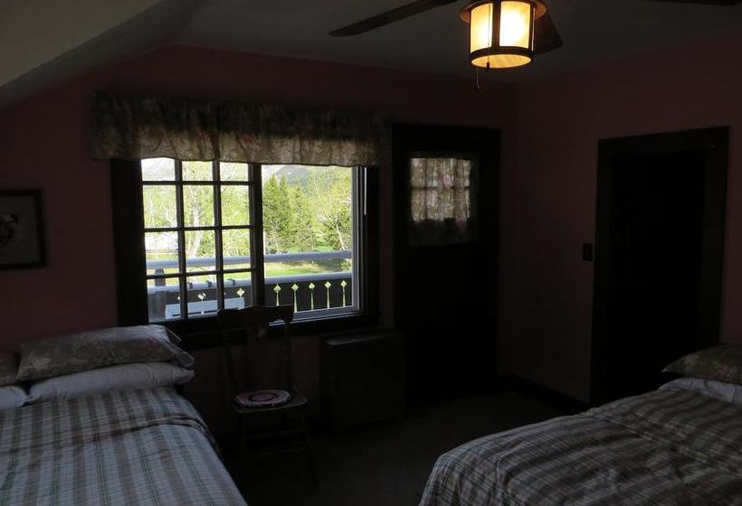 Bed and Breakfast Northland Lodge | Waterton Park | Alberta | Canada 9