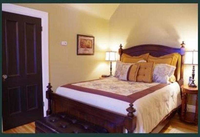 Quartermain House Bed & Breakfast | Fredericton | New Brunswick | Canada 2
