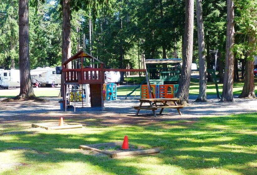 Riverbend Rv Resort And Cottages | Parksville | British Columbia | Canada 12
