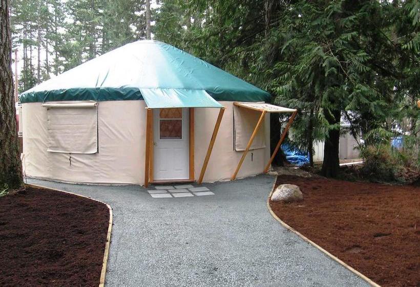 Riverbend Rv Resort And Cottages | Parksville | British Columbia | Canada 13