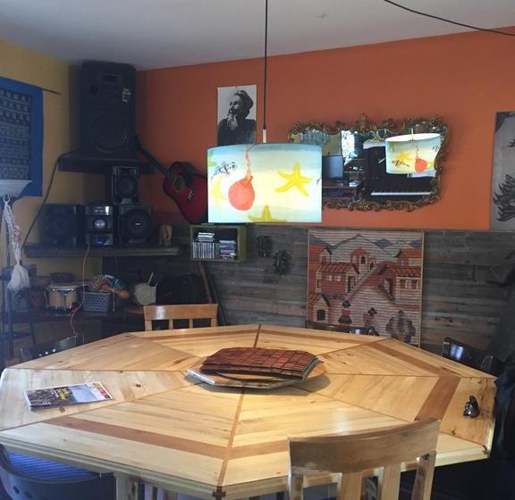 Hostel Auberge Internationale Le Tangon | Sept-Iles | Quebec | Canada 20