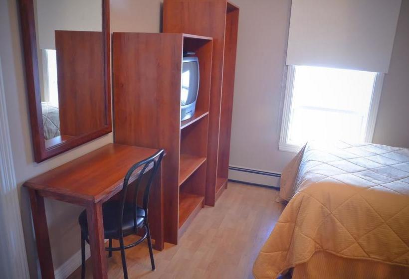 Le Grand Hôtel | Saint Georges | Quebec | Canada 12