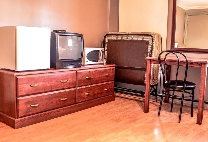 Le Grand Hôtel | Saint Georges | Quebec | Canada 18