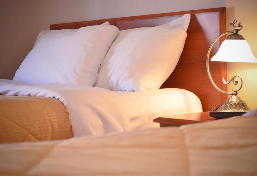 Le Grand Hôtel | Saint Georges | Quebec | Canada 5