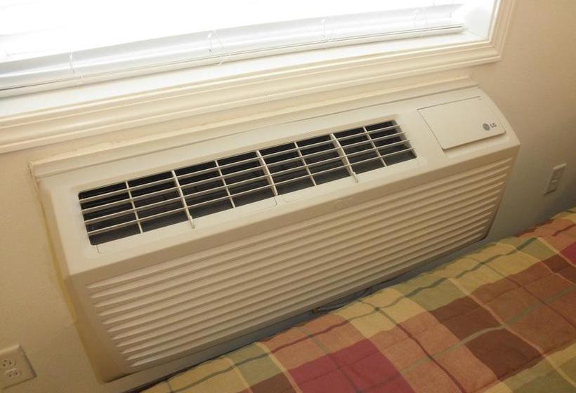 Motel Bear S Den Lodge | Shaunavon | Saskatchewan | Canada 2