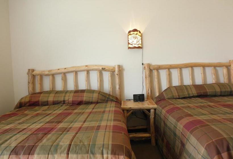 Motel Bear S Den Lodge | Shaunavon | Saskatchewan | Canada 9