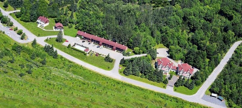 Hotel Complexe Le 60 | Piedmont | Quebec | Canada 12