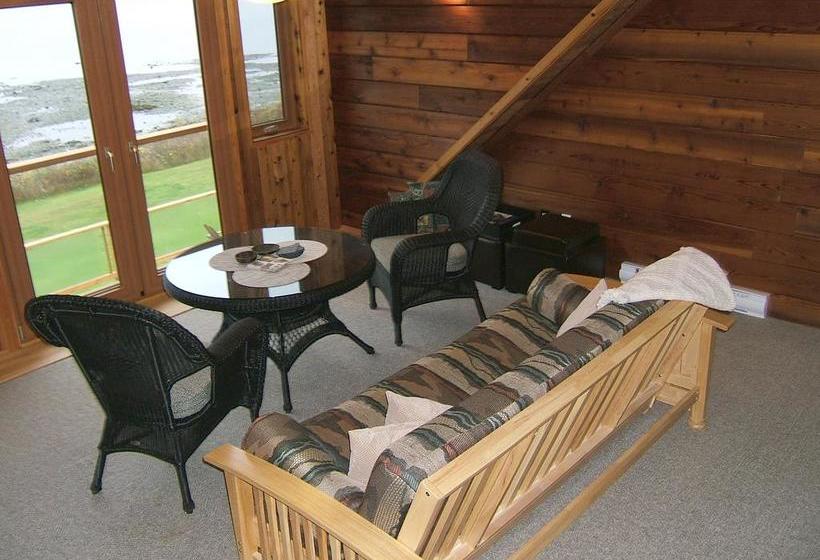 Beach House Bed And Breakfast | Courtenay | British Columbia | Canada 10