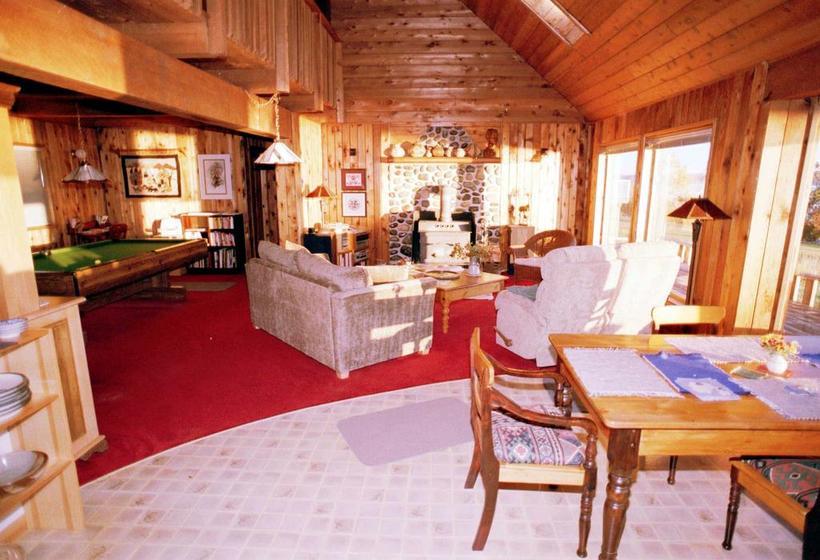 Beach House Bed And Breakfast | Courtenay | British Columbia | Canada 15