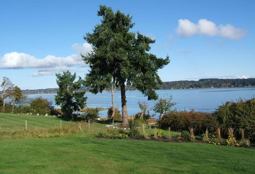 Beach House Bed And Breakfast | Courtenay | British Columbia | Canada 6