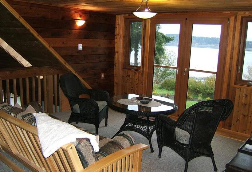 Beach House Bed And Breakfast | Courtenay | British Columbia | Canada 8